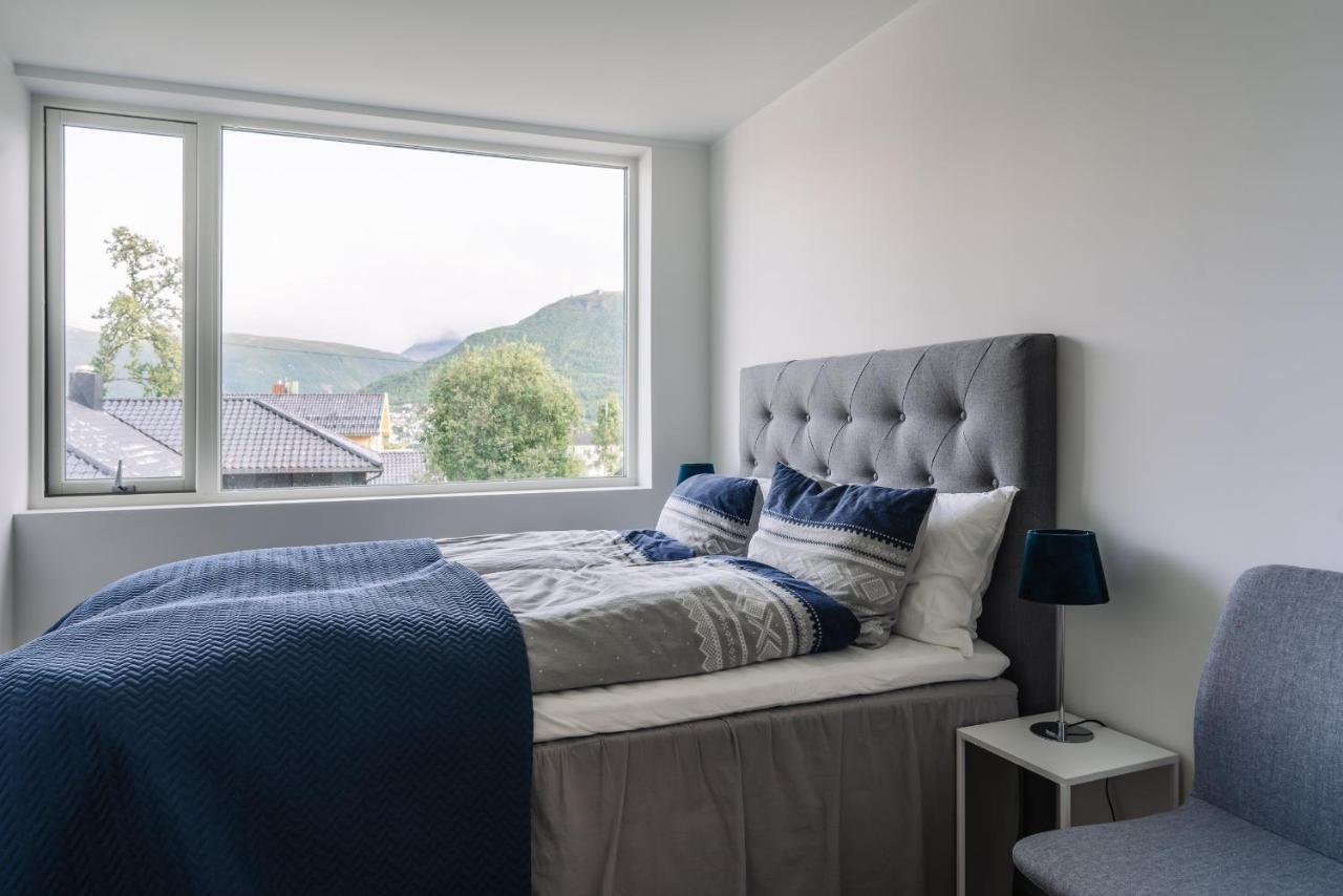 Modern Villas In Plush Town Tromsø Exterior foto